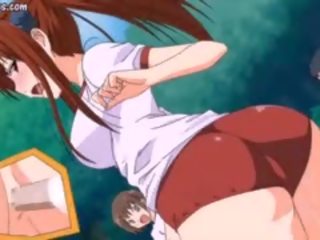 Animen blir masturbated i klass