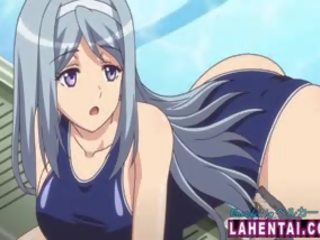 Groß titted hentai babes im swimsuits