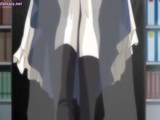 Tiener anime meid in blank kniekousen